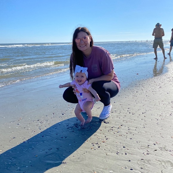 Meet your Posher, Taylor - Picture 2 of 3